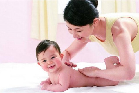 武汉代生宝宝长牙了就断奶了吗 喂奶的六大误区妈妈千万要避开